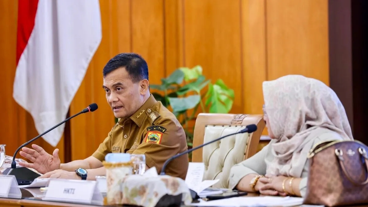40 Tahun Tertahan, Ahmad Luthfi Kembalikan Sertifikat Petani
