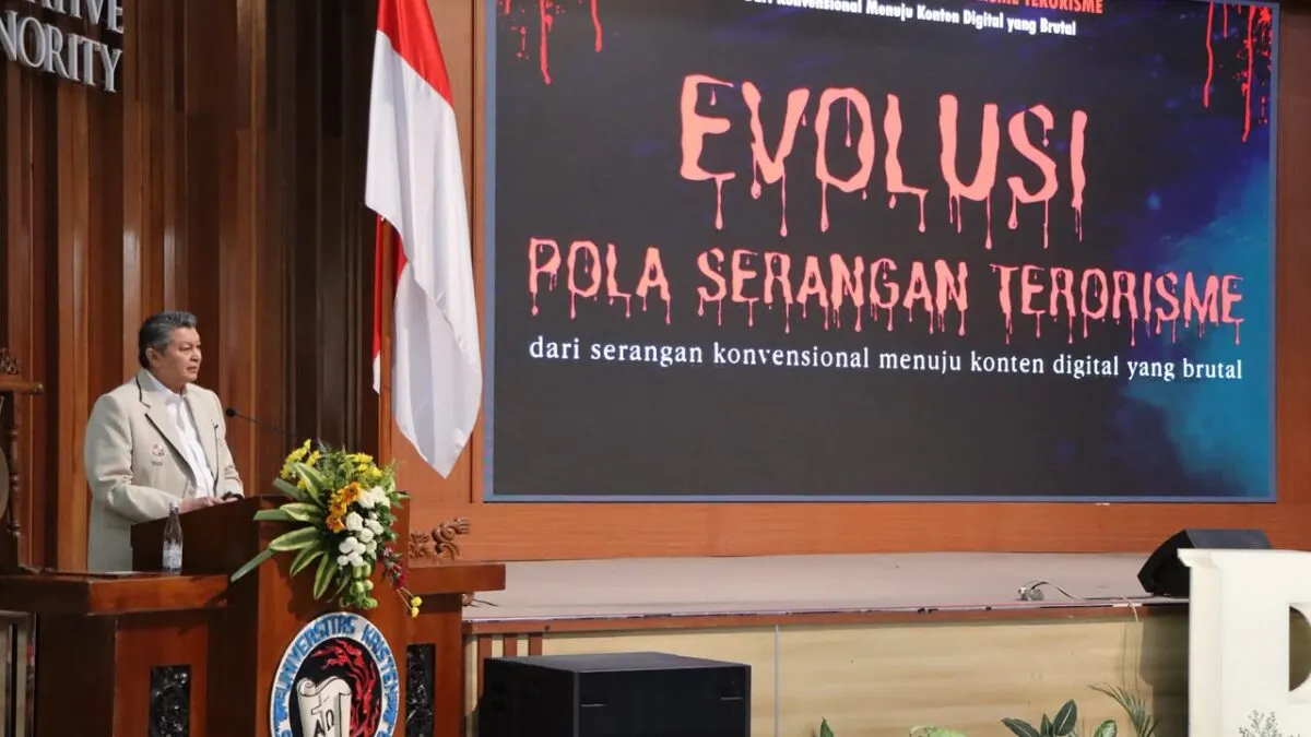 Rycko Amelza Dahniel Ingatkan Bahaya Radikalisme Digital di UKSW