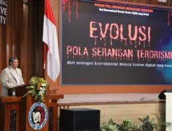 Rycko Amelza Dahniel Ingatkan Bahaya Radikalisme Digital di UKSW